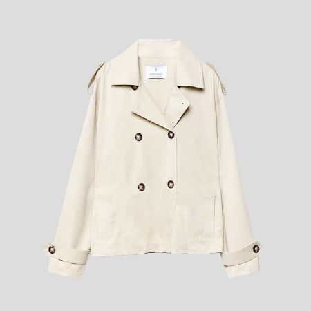 نمایش جزییات ترنچ کت کوتاه شش دکمه استرادیواریوس تصویر از ترنچ کت کوتاه شش دکمه استرادیواریوس