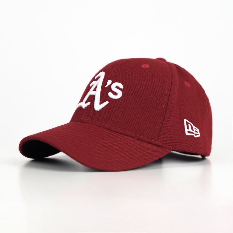 تصویر از کلاه کپ رد ایس