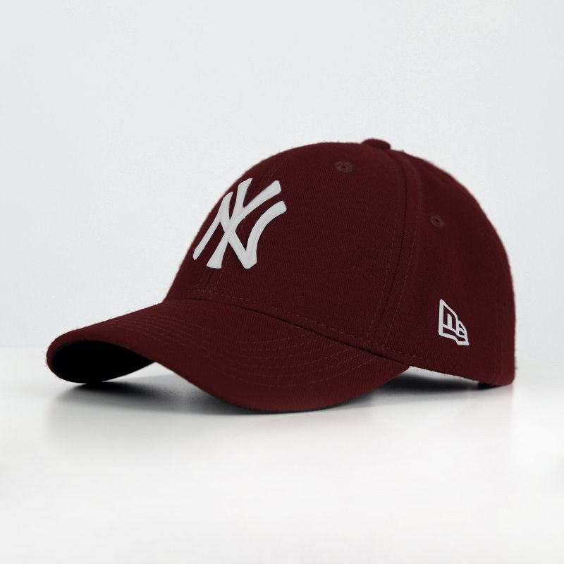 تصویر از کلاه کپ رد وایت ان وای