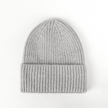 تصویر از کلاه بافت هپی کالرز